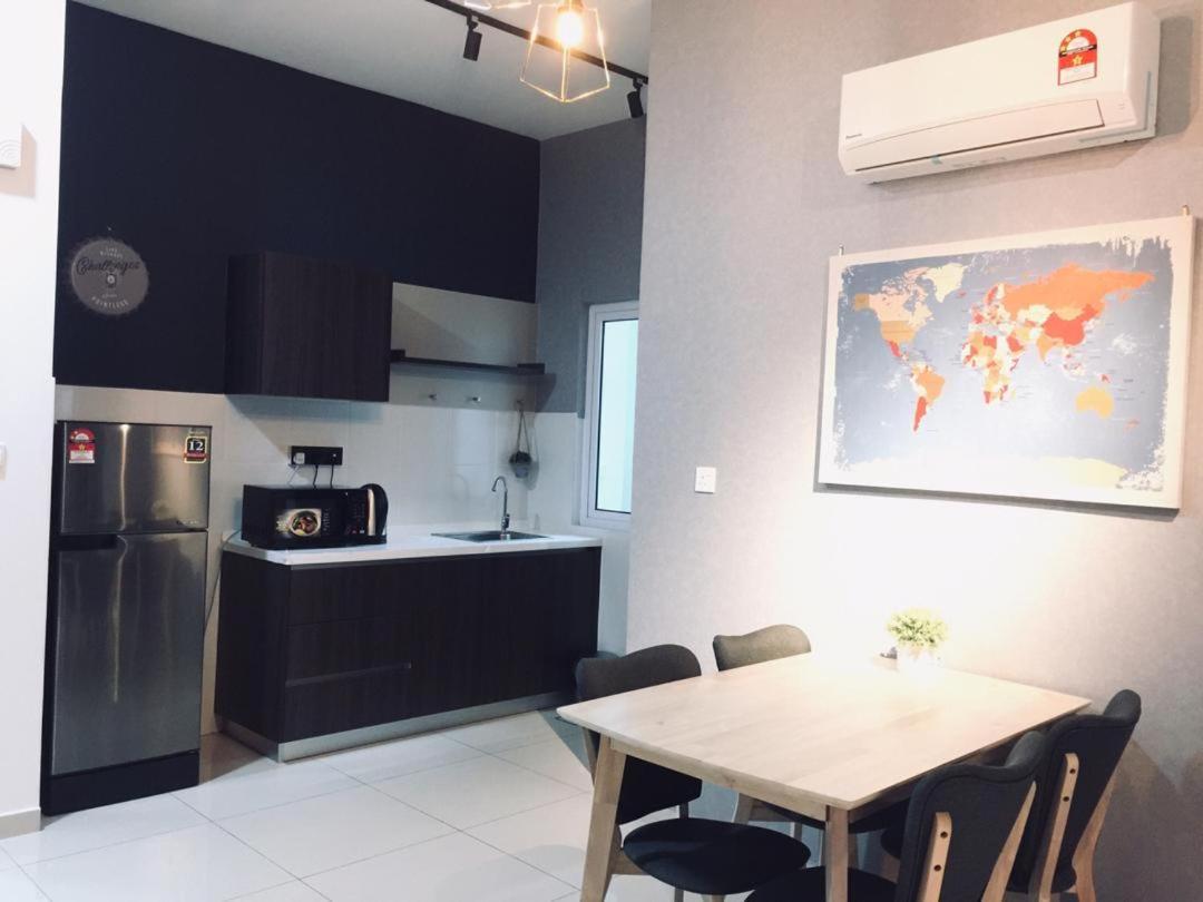 Ezhome Mesahill Nilai Kültér fotó