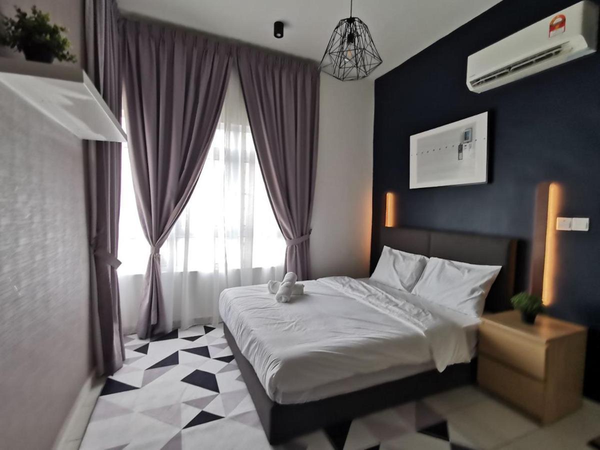 Ezhome Mesahill Nilai Kültér fotó