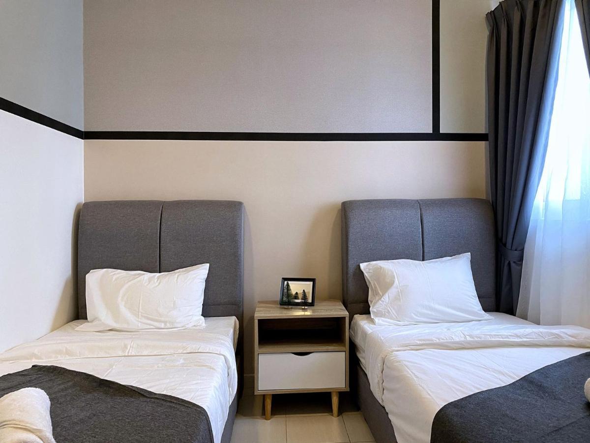 Ezhome Mesahill Nilai Kültér fotó