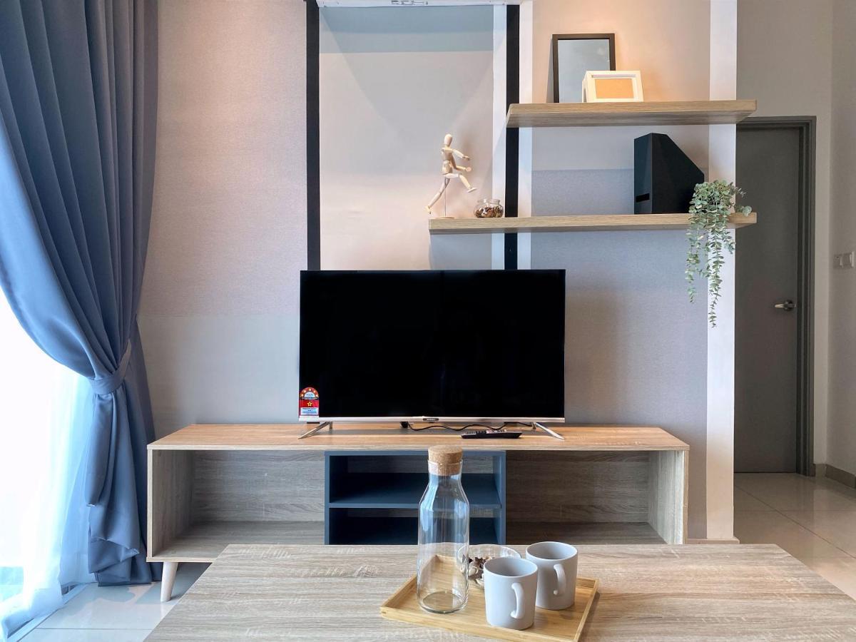 Ezhome Mesahill Nilai Kültér fotó