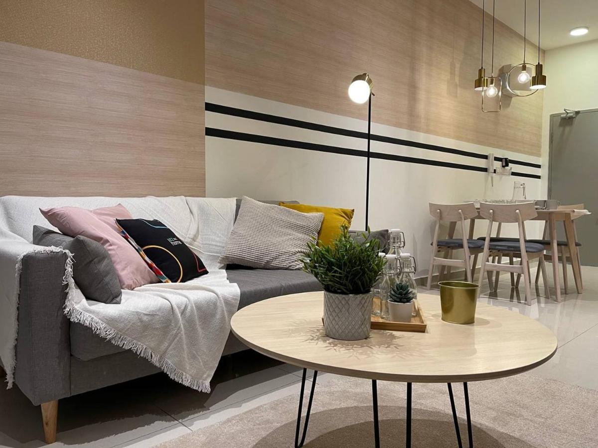 Ezhome Mesahill Nilai Kültér fotó