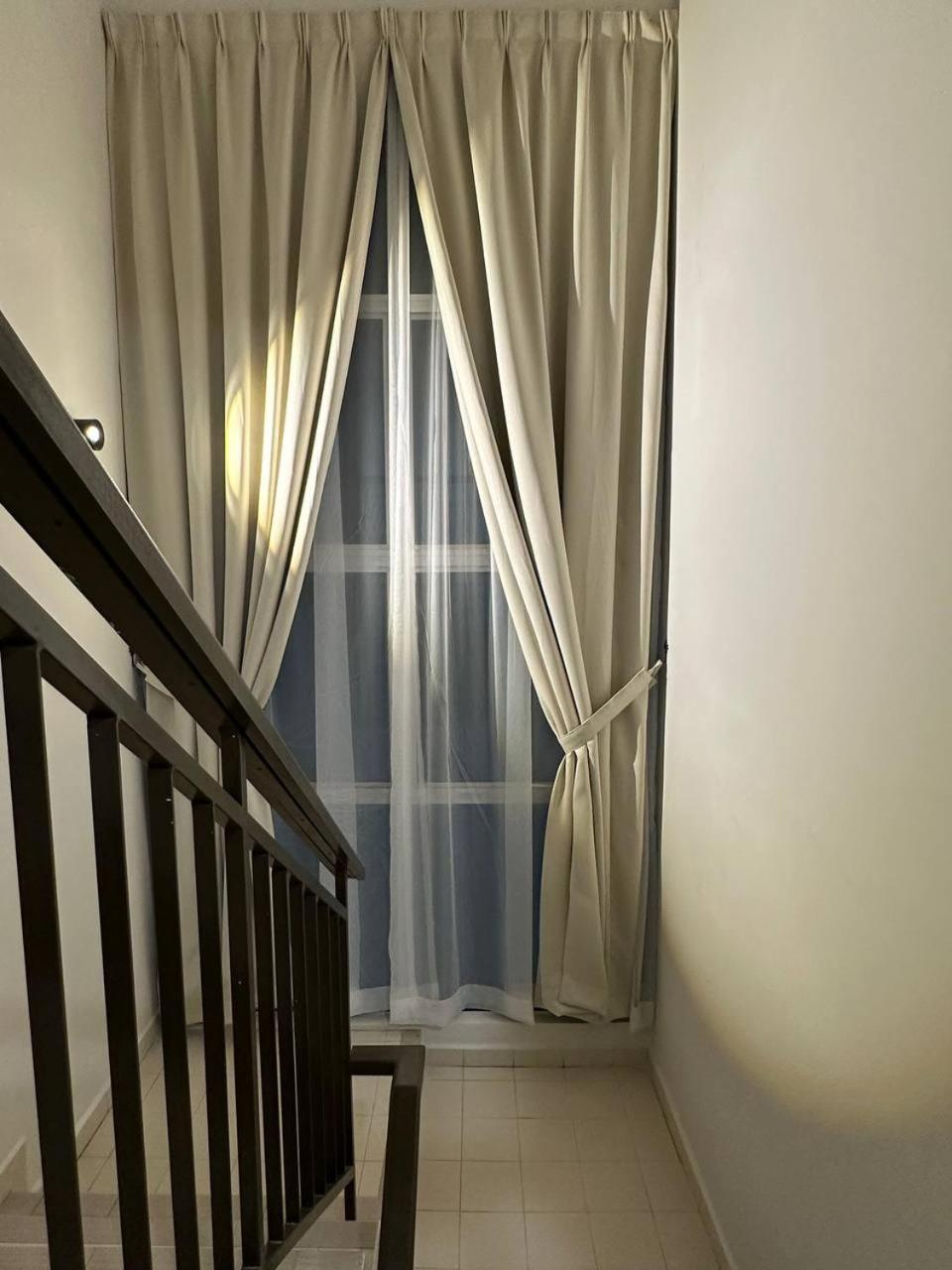 Ezhome Mesahill Nilai Kültér fotó
